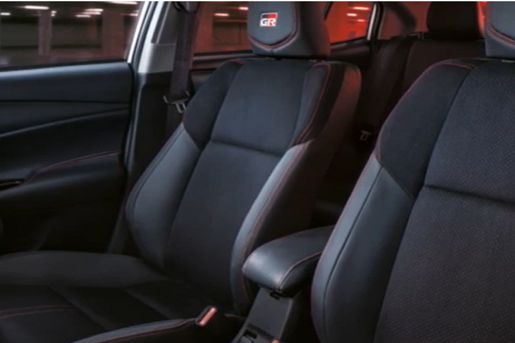 Theo tạp chí Headlightmag của Thái Lan, giá xe Toyota Vios GR Sport 2024 và ngày ra mắt xứ sở Chùa vàng sẽ vào quý I năm sau, cùng thời điểm với Corolla Cross phiên bản nâng cấp. So với Vios tiêu chuẩn, Toyota Vios GR Sport 2024 chắc chắn sẽ có giá cao hơn.