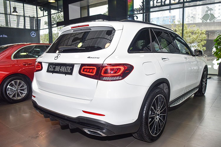 Mercedes-Benz GLC 300 4Matic tai Viet Nam 