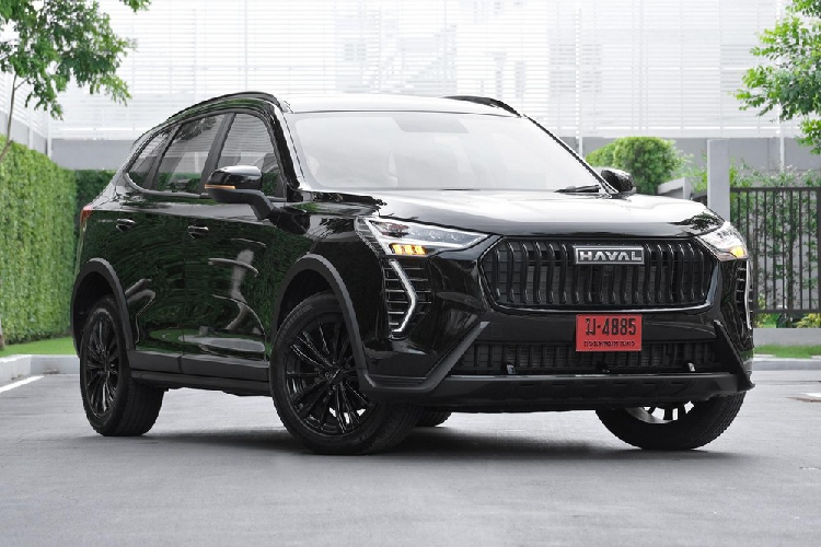 Haval Jolion đã tham gia phân khúc SUV cỡ B ở thị trường Thái Lan vào cuối năm 2021. Sau gần 2 năm, xe được bổ sung phiên bản mới mang tên Sport. Trước đó, Haval Jolion ở thị trường Thái Lan có 3 phiên bản là Tech, Pro và Ultra. Bản Haval Jolion Sport 2023 mới sẽ được định vị thấp nhất trong dòng xe này.