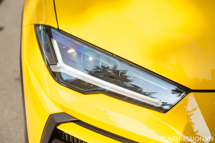 Mẫu xe tự định vị mình là một biểu tượng của sức mạnh, hiệu năng, cảm giác lái, thiết kế và khả năng sử dụng hàng ngày. Urus cũng khởi đầu cho thời kỳ chuyển mình vĩ đại nhất của Automobili Lamborghini với hàng loạt các kỷ lục về doanh số, đem về cho thương hiệu xe hơi Ý một lượng lớn khách hàng mới trải đều trên năm lục địa.