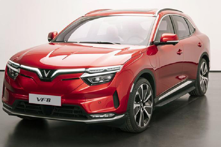 Theo đó, khách hàng mua xe điện của hãng sẽ không cần phải lo thiếu điện khi chạy trên đường bởi 150.000 trụ sạc đang được đơn vị này hoàn thiện khắp các tỉnh thành trên toàn quốc. Chất lượng sản phẩm của xe điện VinFast được đảm bảo khi mà hãng quy định chính sách bảo hành lên tới 10 năm.