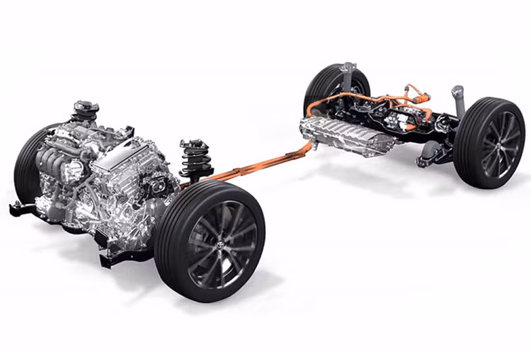 Thứ nhất là sự kết hợp của động cơ 2.0L Dynamic Force 4 xi-lanh, mô-tơ điện và pin lithium-ion 164 kW để tạo ra tổng công suất 220 mã lực. Phạm vi di chuyển ở chế độ thuần điện của xe sẽ nhiều hơn 50% so với phiên bản tiền nhiệm nhưng hãng vẫn chưa đưa ra con số cụ thể.