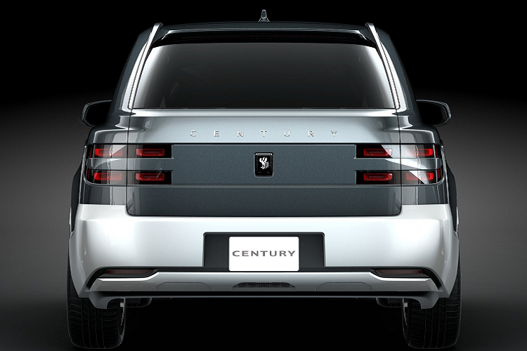 Động cơ xăng tạo ra công suất tối đa 262 mã lực và mô-men xoắn cực đại 335 Nm. Hai con số tương ứng của mô-tơ điện nằm trên cầu trước là 182 mã lực và 269 Nm. Trong khi đó, mô-tơ điện nằm trên cầu sau mạnh 109 mã lực và 168 Nm. Tổng cộng, xe có công suất lên đến 406 mã lực, mạnh hơn máy xăng V8 của phiên bản sedan. Vì dùng 2 mô-tơ điện trên 2 cầu nên Toyota Century 2024 có hệ dẫn động 4 bánh E-Four. 