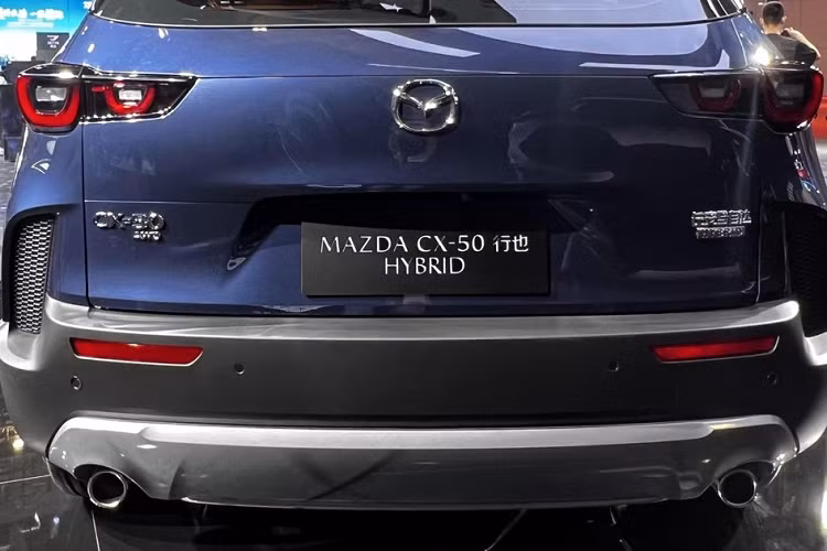 Như vậy, phiên bản hybrid của Mazda CX-50 đã được giới thiệu tại thị trường hàng xóm với Việt Nam, hiện khách hàng trong nước cũng đang trông ngóng liệu Thaco Auto có phân phối chính hãng dòng xe này hay không.