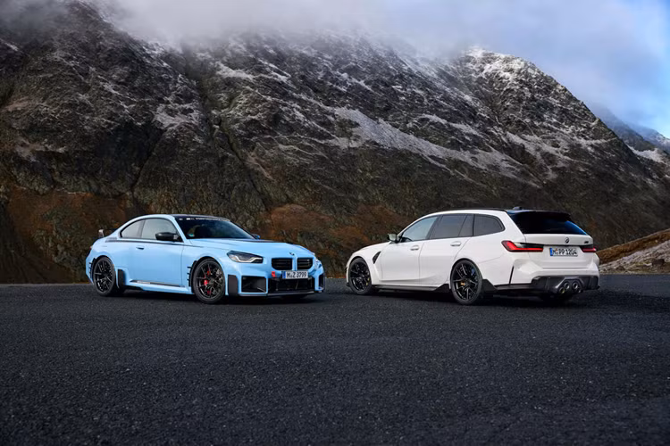 Loại mâm này ban đầu được tạo ra để phục vụ những chiếc xe đua chạy track, vốn dĩ cần tháo bánh xe nhanh chóng. Tuy nhiên xét về khía cạnh thẩm mỹ thì chúng cũng bắt mắt hơn đáng kể so với “mâm 5 lỗ” thông dụng.