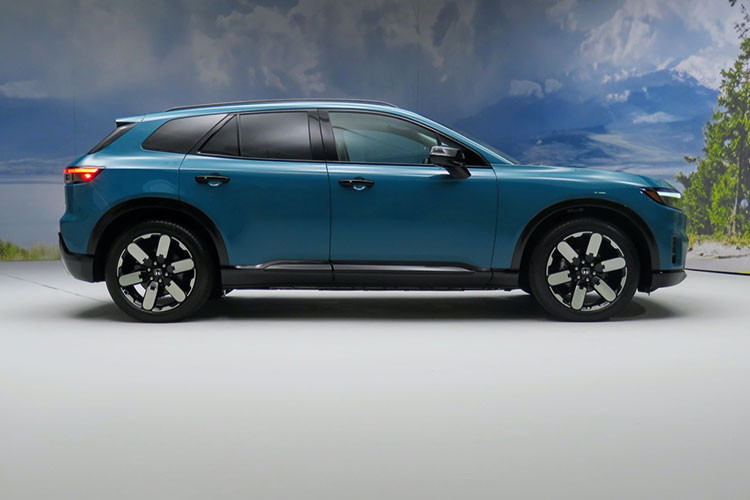 Về vấn đề sạc, Honda cho biết người mua Prologue có thể chọn một trong ba gói sạc có sẵn khi mua xe. Đầu tiên là tín dụng sạc công cộng trị giá 750 USD, hấp dẫn cho cả người dân thành phố và chủ sở hữu xe điện hiện tại.