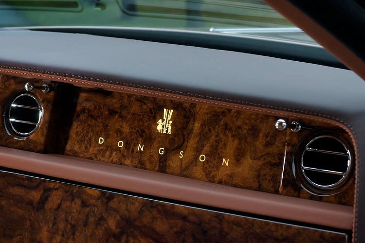 Theo đó, buổi đấu giá lần thứ 4 vẫn bất thành như 3 lần trước với lý do là không có cá nhân hay tổ chức nào xuống tiền cọc 4,08 tỷ đồng, tương ứng với 20% giá khởi điểm của chiếc xe độc bản này trong các ngày 12, 13 và 16/1.