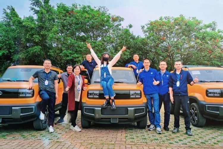 Theo liên doanh SAIC- General Motors - Wuling, Baojun Yep sẽ chính thức được ra mắt tại Triển lãm ôtô Thượng Hải vào ngày 18 tháng 4, với việc giao hàng sẽ bắt đầu ngay từ tháng 5. Hiện 1 số đại lý đã bắt đầu nhận cọc trước mẫu xe điện Baojun Yep 2023.