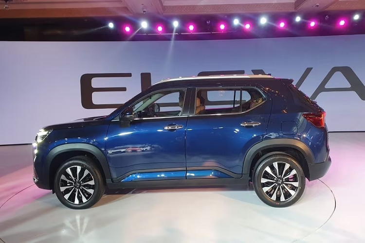 So với các đối thủ như Hyundai Creta (1,087 - 1,815 triệu Rupee) và Kia Seltos (1,09 - 2 triệu Rupee), tân binh nhà Honda có giá khởi điểm ngang ngửa trong khi bản cao cấp rẻ hơn nhiều. Tham gia vào phân khúc SUV cỡ B có tính cạnh tranh cao ở thị trường Ấn Độ, Honda Elevate có hướng tiếp cận khá thực dụng.