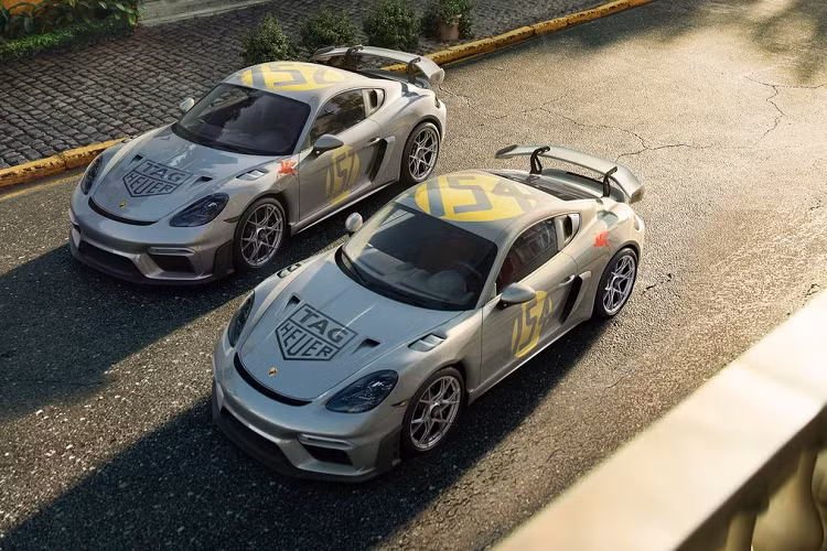 Porsche va Tag Heuer thuc hien Cayman GT4 RS Sonderwusch dac biet