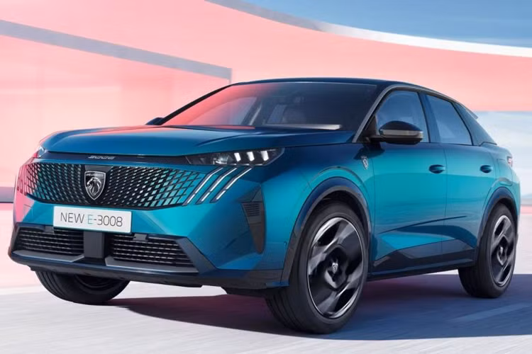 Không chỉ vậy, mẫu xe SUV Peugeot 5008 2024 còn có tùy chọn hybrid sạc điện. Tuy nhiên, hiện chưa có báo cáo về sức mạnh của khối động cơ này trên 5008 mới.