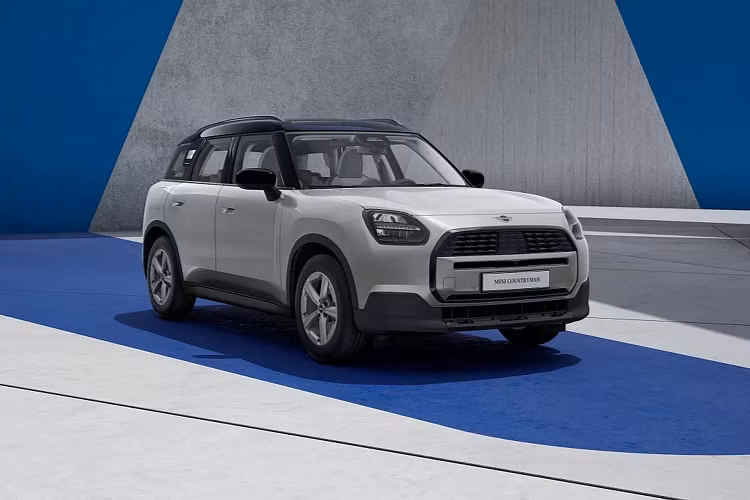 Mặc dù điều này sẽ mang lại chuyến đi thú vị nhưng vẫn sẽ khiến một số người hâm mộ Mini thất vọng. Như Car Expert đã chỉ ra, Mini Countryman JCW 2025 mới sẽ giảm sức mạnh so với mẫu xe tiền nhiệm.