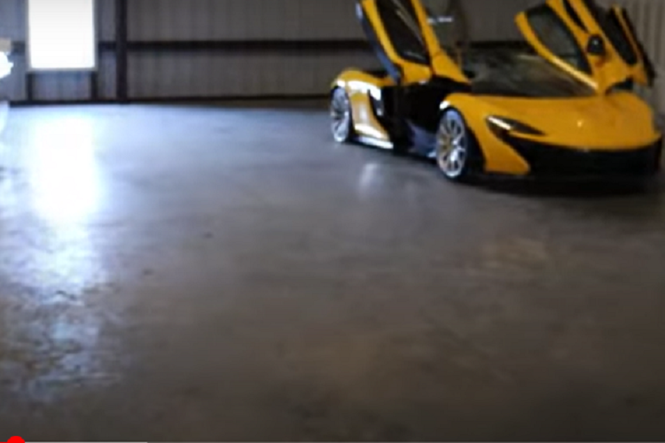 Người này rất hay mua các siêu xe tai nạn rồi mang về garage sửa chữa và bán kiếm lời, McLaren P1 sẽ là 1 trong những siêu xe đắt đỏ và hiếm có nhất mà "phù thủy" này mua về garage của mình và tất nhiên, chi phí phục hồi không hề rẻ.