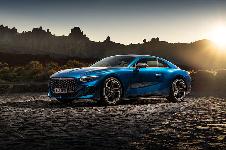 Tất cả 18 chiếc Batur đã được đặt cọc trước, giá xe Bentley Batur 2024 khởi điểm là 2 triệu USD (khoảng 47 tỷ đồng). Những khách hàng này sẽ làm việc với bộ phận cá nhân hóa Mulliner của Bentley để chỉ định màu sắc và chất liệu cho toàn bộ chiếc xe. Theo đó, gần như sẽ không có chiếc Bentley Batur nào giống nhau.