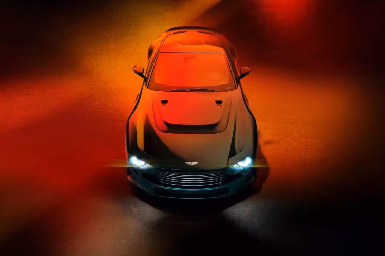 Chất liệu sợi carbon cũng hiện diện nhiều bên trong nội thất xe, từ trên cửa cho đến bộ ghế ngồi. Đặc biệt, ghế xe còn được ứng dụng lớp bọc bằng vải tuýt len, giống với loại từng được sử dụng trong chiếc DBR1 vô địch giải đua Le Mans từ năm 1959. 