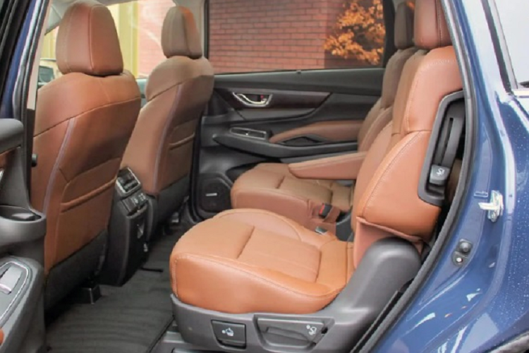 Cung cấp sức mạnh cho Ascent 2024 vẫn là khối động cơ 2.4L tăng áp, công suất 260 mã lực, mô-men xoắn 375 Nm, kết hợp số vô cấp giả lập được 8 cấp và hệ dẫn động 4 bánh. Xe có chế độ địa hình X-MODE. Khoảng sáng gầm 221 mm.