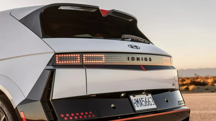 Hyundai va Kia tro thanh “thu linh” xe dien tai thi truong My