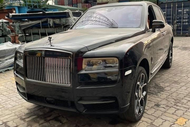 Tim chu nhan Rolls-Royce Cullinan hon 40 ty 