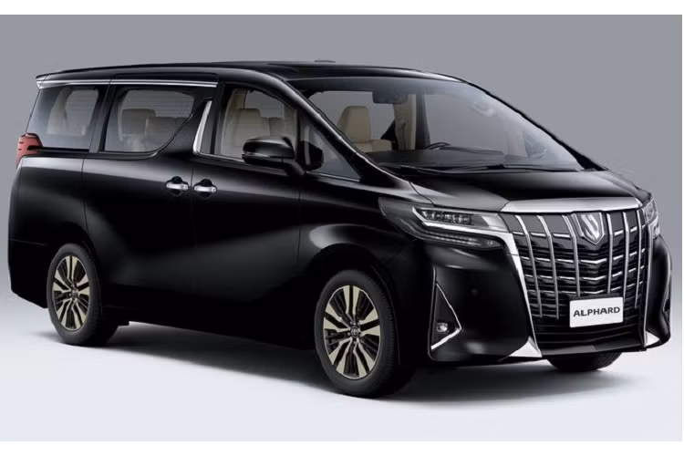 Sau khi được vén màn vào tuần sau sẽ có khá nhiều đối thủ cạnh tranh bao gồm các loại xe chạy bằng xăng, PHEV và BEV như Voyah Dreamer, Zeekr 009, Hongqi HQ9, Denza D9, Maxus Mifa 9 hay Toyota Alphard. Mức giá xe Wey Gaoshan 2023 hiện chưa được công bố.