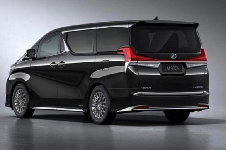 Tại Việt Nam, Lexus LM có 2 phiên bản là LM 350 7 chỗ và 4 chỗ. Vào hồi đầu tháng 4/2023 vừa qua, dòng MPV hạng sang này mới được điều chỉnh giá bán tại Việt Nam. Kể từ ngày 1/4/2023, Lexus LM tại Việt Nam sẽ có giá 7,21 tỷ đồng ở bản LM 350 7 chỗ và 8,61 tỷ đồng ở bản LM 350 4 chỗ. Cả hai phiên bản này đều tăng giá 340 triệu đồng so với trước.