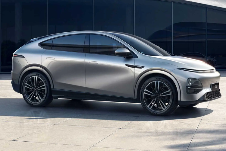 Sự sụt giảm doanh thu tăng thêm này chủ yếu là do kết quả bán hàng tương đối kém của Xpeng trong hai quý đầu năm nay. Một trong những yếu tố thúc đẩy quan trọng đằng sau sự gia tăng số lượng giao hàng của Xpeng là sự ra mắt của Xpeng G6.