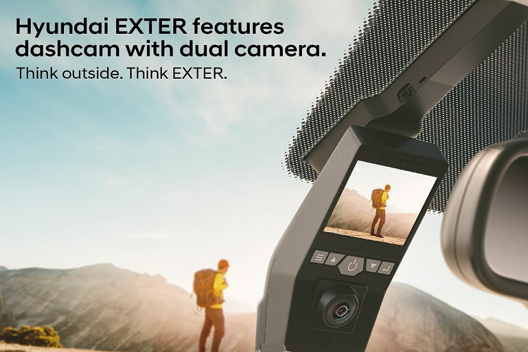 Cả cửa sổ trời lẫn camera hành trình đều là những trang bị chưa từng xuất hiện trong phân khúc SUV hạng A ở thị trường Ấn Độ. Đây sẽ là lợi thế bán hàng của tân binh nhà Hyundai. Không chỉ tiện nghi, Hyundai Exter 2024 còn có những trang bị an toàn như hệ thống cảnh báo áp suất lốp và hệ thống kiểm soát hành trình Cruise Control.