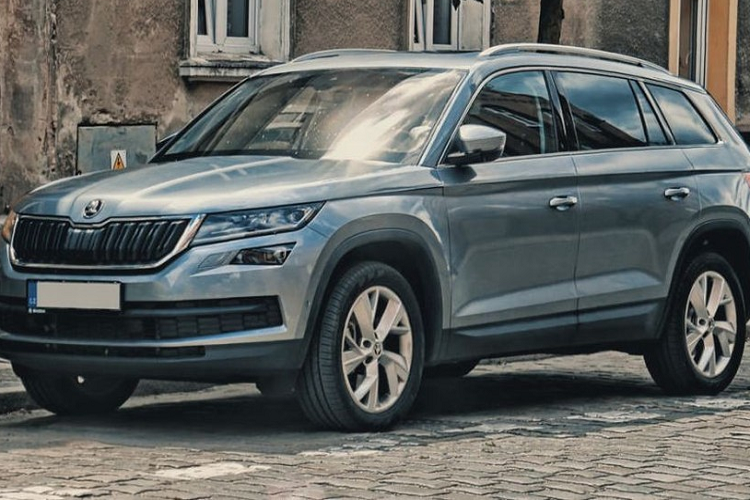 Trước đó tại buổi lễ ký kết thỏa thuận hợp tác chiến lược giữa TC Motor và Skoda, dự kiến 4 mẫu xe sẽ được nhập về Việt Nam trong năm nay là là Kodiaq, Karoq, Superb và Octavia. Kể từ năm 2025 Skoda sẽ đưa 2 mẫu xe điện là Enyaq iV và Enyaq Coupe iV vào sản xuất do các quy định ủng hộ xe điện bởi Liên minh Châu Âu.