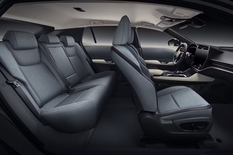 Con số đó áp dụng cho những mẫu xe được trang bị bánh xe 18 inch và có thể nói rằng những chiếc xe 20 inch hiện có sẽ rút ngắn khoảng cách đó đáng kể.