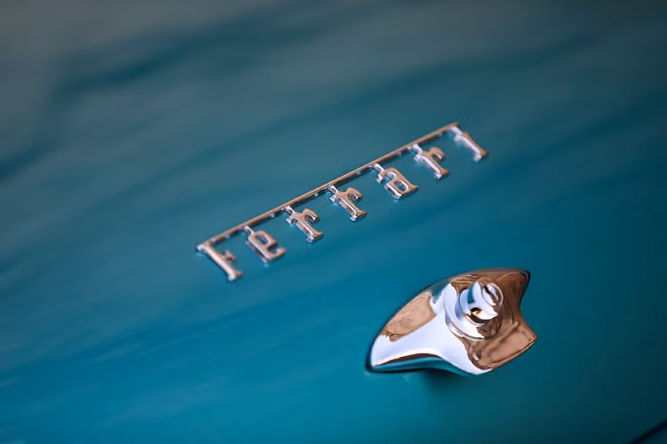 Mãi cho đến đầu những năm 2000, những người đam mê mới trả lại chiếc Ferrari 250 GT SWB California đặc biệt này về tình trạng và màu sắc ban đầu kỹ thuật ban đầu, với màu sơn phù hợp với những khu vực còn nguyên vẹn của chiếc xe.