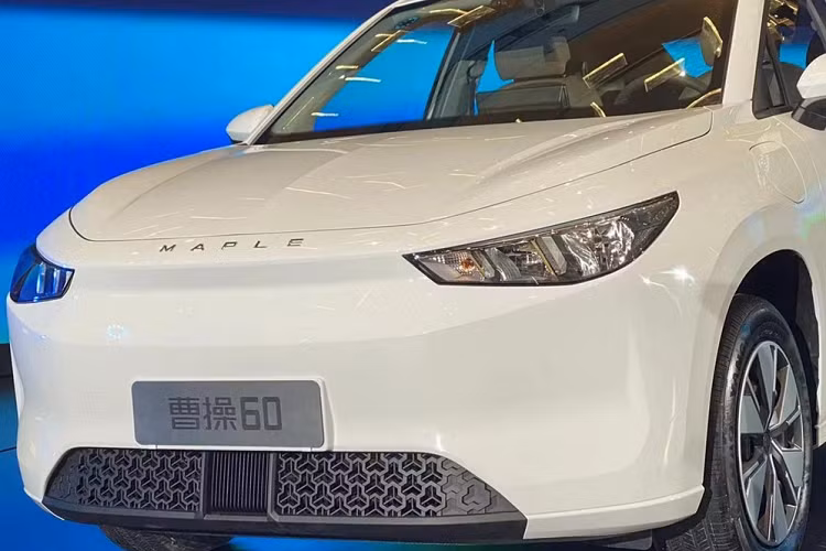 Điểm cộng tiếp theo dành cho Cao Cao 60 chính là cụm pin của xe có thể chạy được quãng đường hơn 415 km sau 1 lần sạc, theo chu trình thử nghiệm CLTC của Trung Quốc. mức giá xe Cao Cao 60 cho 2 phiên bản là tiêu chuẩn từ 119.800 nhân dân tệ (tương đương 409 triệu đồng) và bản Pro giá bán lên đến 139.800 nhân dân tệ (tương đương 477 triệu đồng).