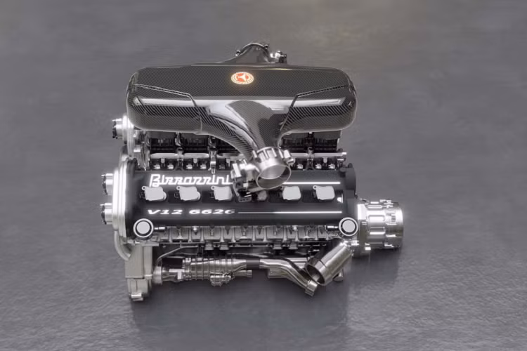 Bizzarrini, thuộc sở hữu của Rezam Al Roumi, đã công bố một số thay đổi trong cơ cấu công ty khi Giám đốc điều hành hiện tại Ian Fenton (cựu Ford và Aston Martin) sẽ được thay thế bởi Julian Jenkins (cựu Jaguar, Porsche, Bentley, Aston Martin, và Rolls-Royce), mặc dù Fenton sẽ vẫn ở Bizzarrini với vai trò cố vấn.