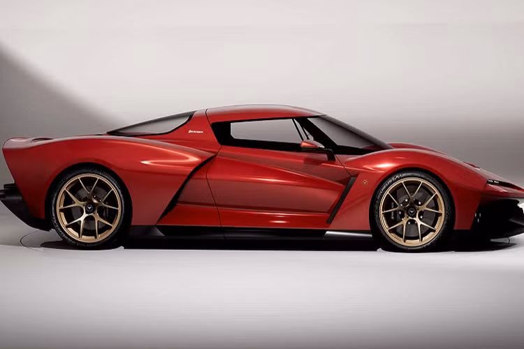 Hiện Bizzarrini đang bám sát kế hoạch ban đầu của mình là bắt đầu thử nghiệm mẫu xe này vào cuối năm 2024. Bizzarrini không chỉ bận rộn với Giotto mà còn chuẩn bị giao hàng cho 5300 GT Corsa Revival. Dự kiến mức giá xe Bizzarrini Giotto Hyper GT lên đến 2 triệu USD (khoảng hơn 50 tỷ đồng).