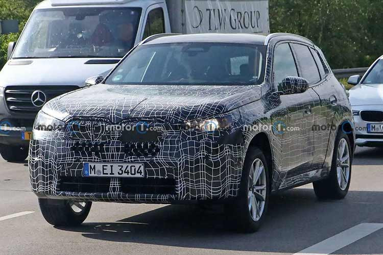 Thật khó để xác định chính xác mức giá xe BMW X3 2024 là bao nhiêu, nhưng có thể xe sẽ tăng giá nhẹ so với phiên bản hiện hành vốn có giá khởi điểm từ 47.195 USD tại thị trường Mỹ. BMW X3 thế hệ tiếp theo sẽ được ra mắt vào đầu năm tới trước khi được bán ra vào cuối năm 2024. 