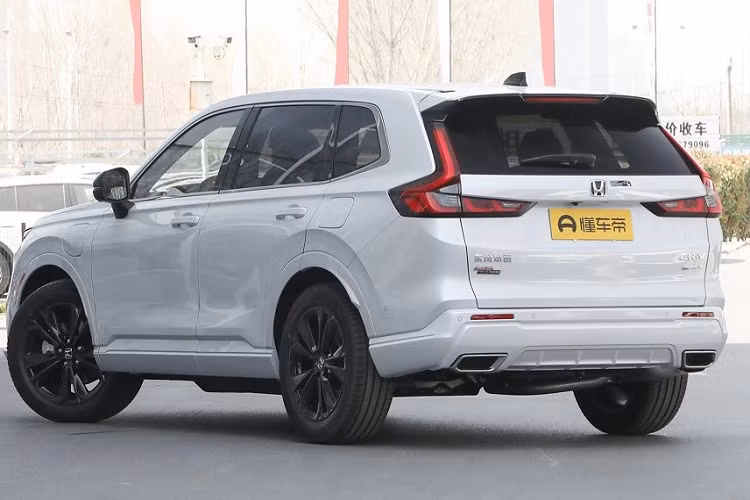 Hiện chưa rõ sau Trung Quốc, Honda CR-V e:PHEV 2023 có được bày bán ở những thị trường khác hay không. Trước đó, phiên bản PHEV của mẫu SUV cỡ C này chỉ được phân phối tại Trung Quốc.