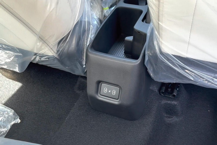 Tại thị trường Ấn Độ, mức giá xe Hyundai Accent 2023 bản EX chỉ 1,09 triệu Rupee (khoảng 312 triệu đồng).