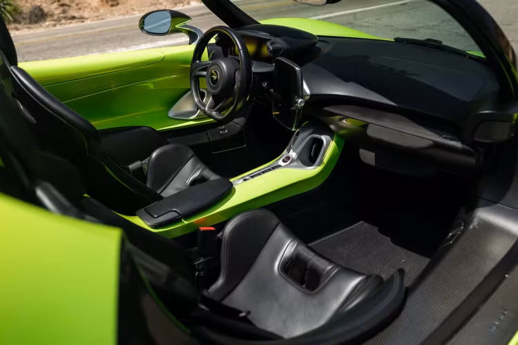 Trong cuộc họp đại lý toàn cầu của McLaren vào tháng 4, một số quản lý của công ty đã thảo luận về các sản phẩm tương lai mà thương hiệu đang lên kế hoạch.