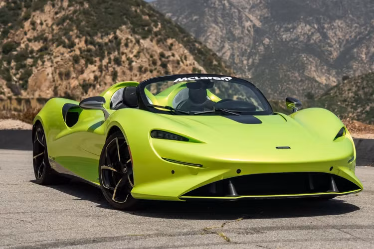 Ngoài ra, ông cũng cho rằng những gì mà các kỹ sư của nhà sản xuất siêu xe McLaren tạo ra phải vượt trội so với các mẫu động cơ đốt trong tương đương về công suất, hiệu suất và khả năng vận hành.