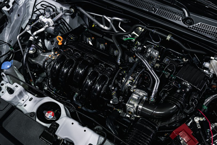 Tất cả 4 biến thể Honda BR-V 2022 ở Philippines đều có cùng một động cơ đó là máy xăng 4 xi-lanh, hút khí tự nhiên, dung tích 1,5 lít, tạo ra công suất tối đa 119 mã lực tại 6.600 vòng/phút và mô-men xoắn cực đại 145 Nm tại 4.300 vòng/phút. Xe được trang bị hệ dẫn động bánh trước thông qua hộp số CVT hoặc số sàn 6 cấp.