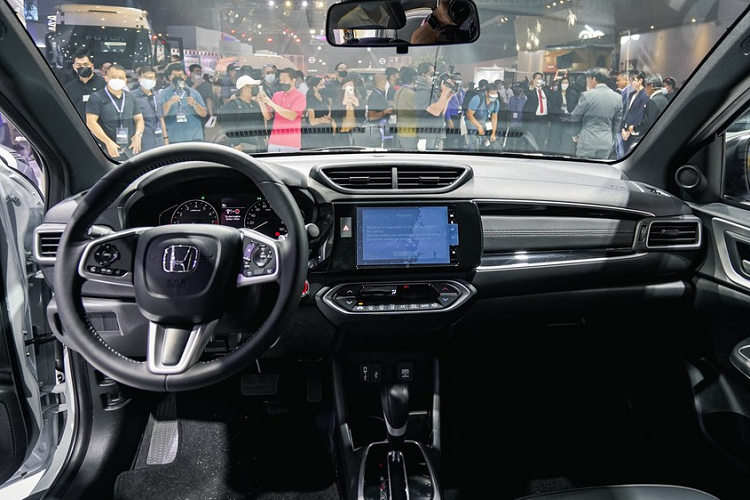 Dựa trên một cuộc chạy thử nghiệm tiết kiệm nhiên liệu vừa kết thúc được tiến hành với sự hợp tác của Hiệp hội ô tô Philippines (AAP), BR-V ở phiên bản V CVT đã đăng ký mức 24,71 lít/100km, tiếp theo là VX CVT Honda Sensing với 23,49 lít/100km và S CVT với 22,62 lít/100km.