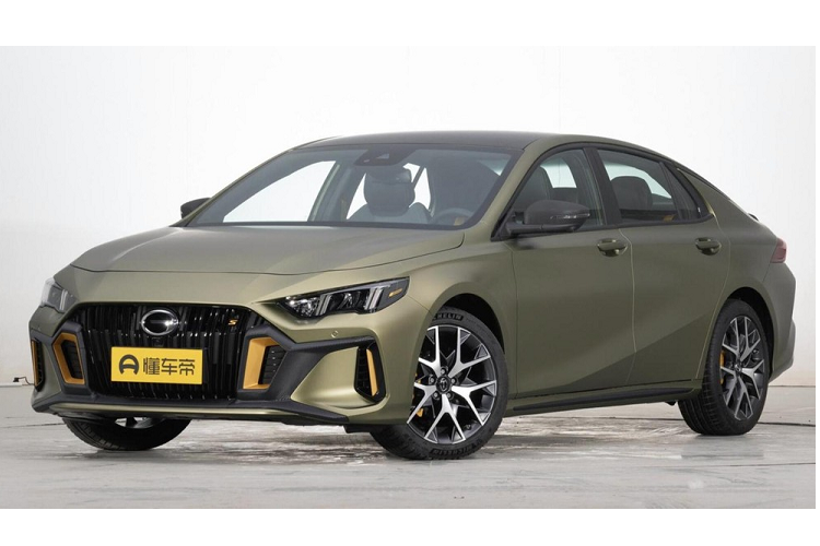 Tổng cộng có 5 mẫu xe mới Trumpchi Shadow Leopard đã được ra mắt, với mức giá khởi điểm chính thức từ 98.800 nhân dân tệ đến 136.800 nhân dân tệ, tương đương từ 334 triệu đồng cho đến 467 triệu đồng, với mức giá này, Trumpchi Shadow Leopard sẽ khiến Honda Civic mệt mỏi với mình.