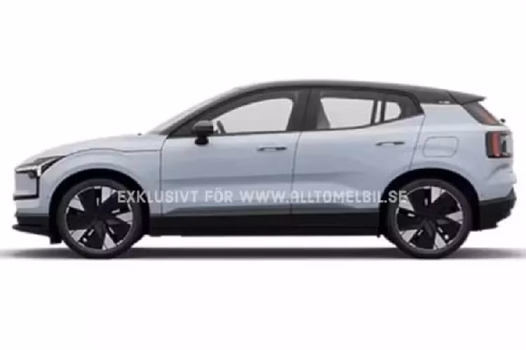 Hãng Volvo hiện vẫn đang tiến hành chiến dịch hé lộ mẫu SUV thuần điện hoàn toàn mới mang tên EX30, dự kiến sẽ trình làng vào ngày 7/6 tới đây. Tuy nhiên, trong khi Volvo EX30 2024 mới giấu kín thiết kế thì mới đây, xe lại bất ngờ lộ diện qua cấu hình trực tuyến trên trang web của hãng.