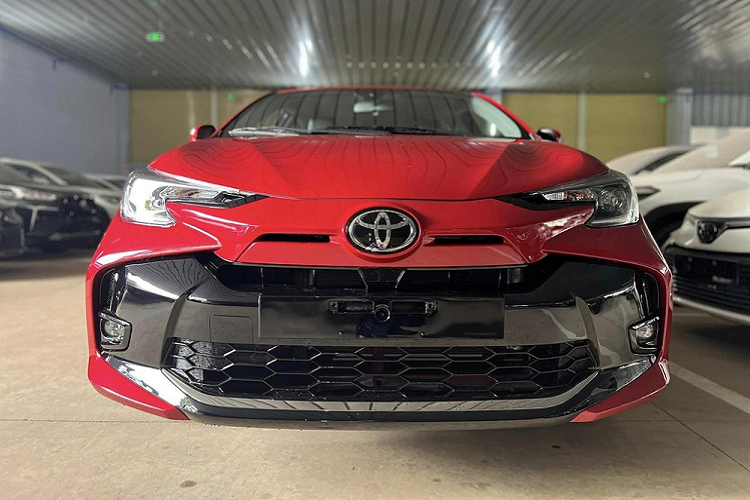 Hiện giá xe Toyota Vios 2023 tại Việt Nam chưa được công bố. Theo nhân viên tư vấn bán hàng tại đại lý, giá xe dự kiến sẽ không đổi so với phiên bản cũ. Hiện Toyota Vios phiên bản cũ có giá dao động từ 489 - 592 triệu đồng.