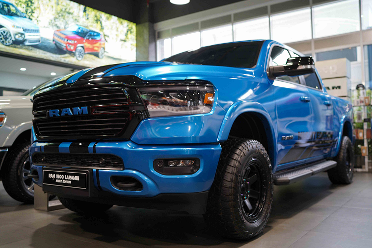 Với dàn xế hộp siêu chất của thương hiệu Jeep – RAM đang được Jeep Vietnam Automobiles phân phối chính hãng, khán giả có cơ hội chiêm ngưỡng những khung hình đẹp, những cảnh quay hoành tráng, bùng nổ, cháy hết mình với Rap Viet mùa 3.