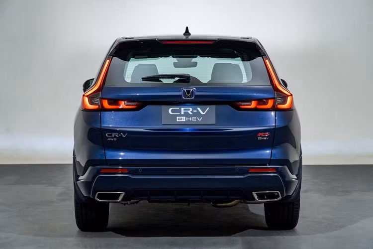Sau Thái Lan, Honda CR-V thế hệ mới có thể sẽ tiếp tục ra mắt những thị trường Đông Nam Á khác như Việt Nam hay Indonesia. Trong thời gian qua, mẫu xe này đã liên tục được đăng ký bảo hộ kiểu dáng công nghiệp tại Việt Nam và Indonesia.