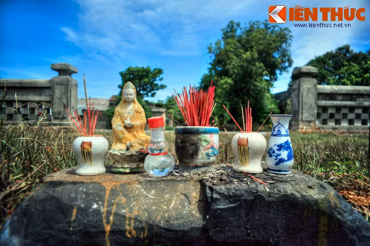 Sau khi đàn Xã Tắc được xây dựng xong, triều đình nhà Nguyễn rất chú trọng việc cúng tế ở đàn này. Ý nghĩa của việc tế lễ đàn Xã Tắc cũng quan trọng không kém việc tế ở đàn Nam Giao và cùng được xếp ở bậc đại tự (trong ba bậc đại tự, trung tự và quần tự).