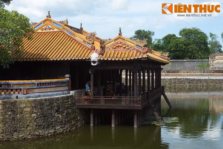 Do các biến động của thời cuộc, nhiều công trình của lăng đã xuống cấp hoặc sụp đổ. Sau các đợt trùng tu lớn những năm gần đây, sự tráng lệ của một trong những lăng tẩm đẹp nhất thời Nguyễn đã dần được khôi phục, góp phần làm nên diện mạo đặc sắc của quần thể di tích Cố đô Huế, Di sản thế giới được UNESCO công nhận..