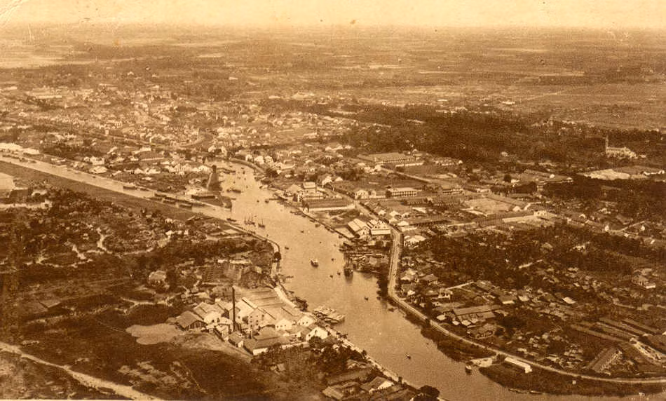 Chợ Lớn nhìn từ máy bay. Ảnh: Belleindochine.free.fr.