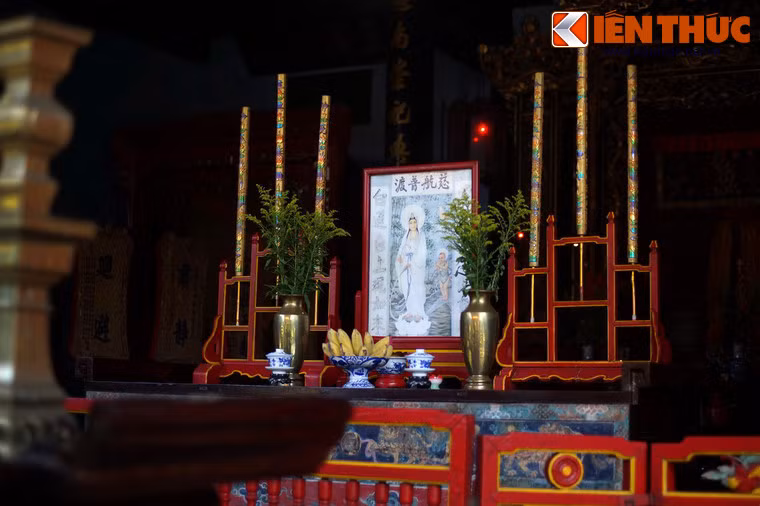 Ngược dòng lịch sử, vụ án được đề cập diễn ra vào mùa hè năm 1851, khi vua Tự Đức đọc được tờ tấu do Bộ binh chuyển lên báo Chưởng vệ Phạm Xích, Lang Trung Tôn Thất Thiều tâu trình đã đánh đuổi ba tàu hải tặc ở vùng biển Quảng Nam - Quảng Ngãi.