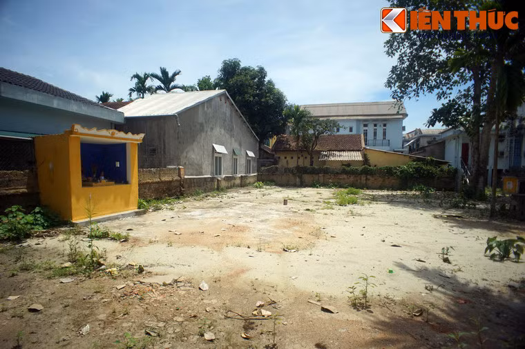 Theo sử sách, cuộc tập kích đã thất bại. Tại nơi xảy ra trận chiến, toàn bộ số binh sĩ triều đình tử trận, một phần bị quân Pháp vứt xuống sông, một số bị đem thiêu, làm cho cả kinh thành sống trong mùi xú uế hàng tháng trời.