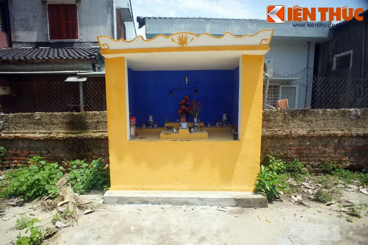 Sau năm 1945, do sự tan rã của nhà Nguyễn, đàn Âm hồn không còn được bảo vệ như xưa. Các công trình của đàn tế dần dần đổ nát do chiến tranh cũng như sự xâm hại của con người.